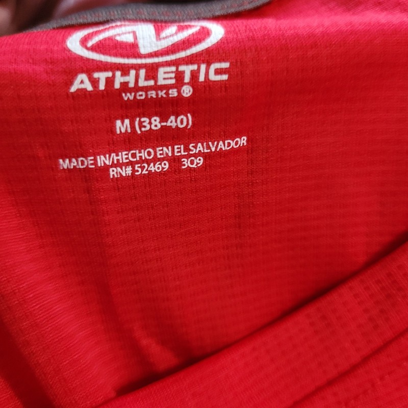 Men's Red And Black Plain Tees Both Size M gallery
