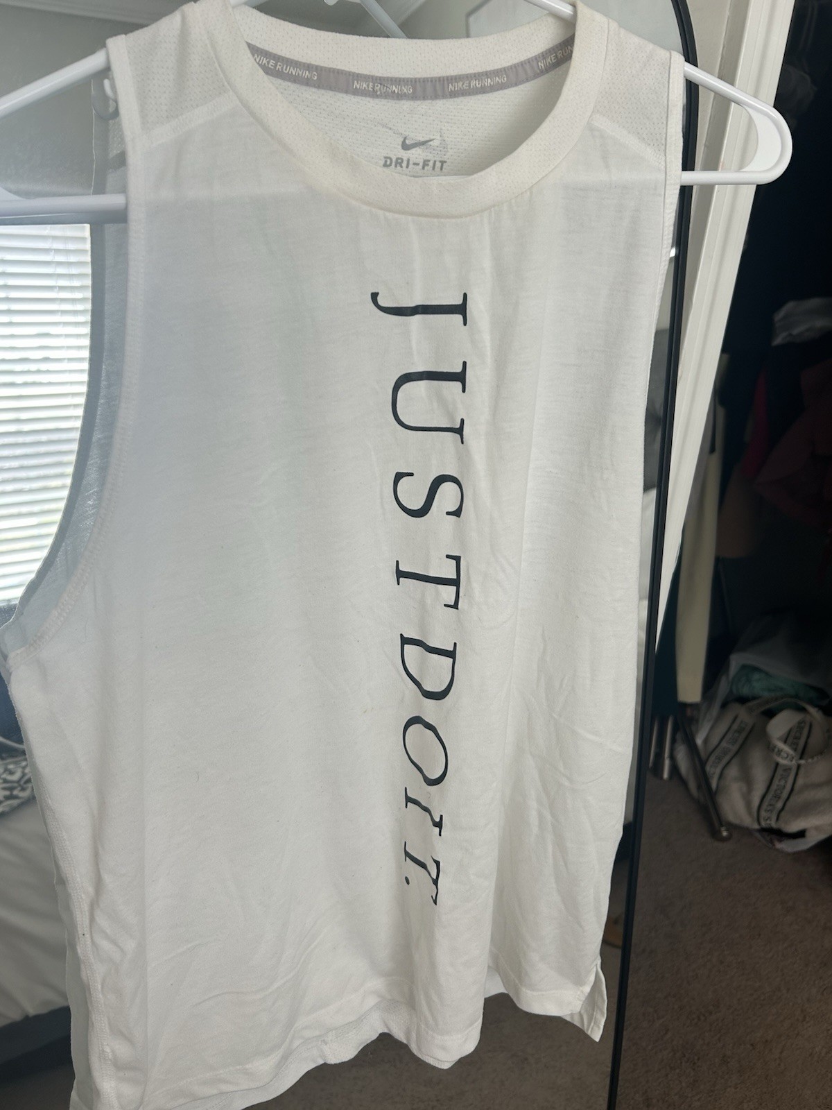 Nike Dri-FIT Men's Running Tank Top XL White Crew Neck Graphic Logo gallery
