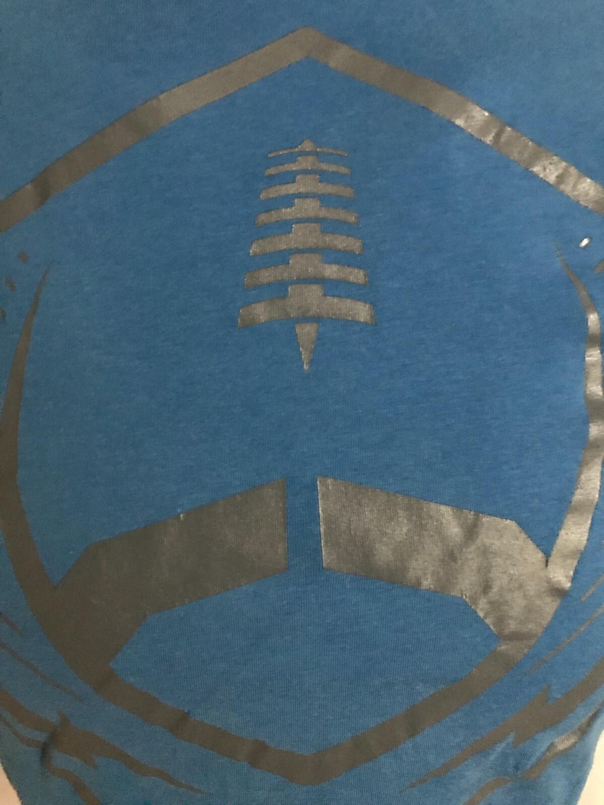 Nike Mens Fits like Small (Marked as Medium) Tee Shirt Blue with Football Logo gallery