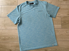 Breathable TECHNICALS Outdoor Performance T-SHIRT (L)