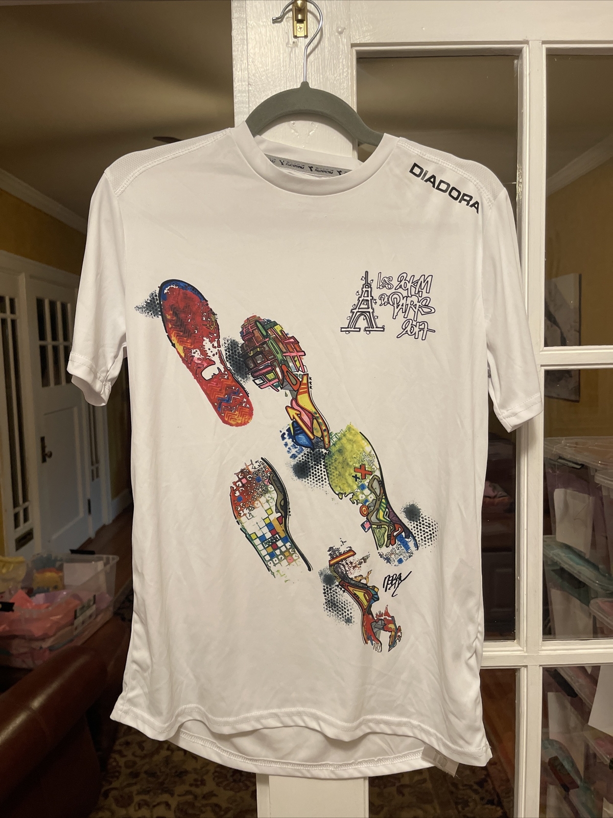 DIADORA Men's MAKE IT BRIGHT White Crew Neck T-Shirt Size XS Paris 2017 gallery