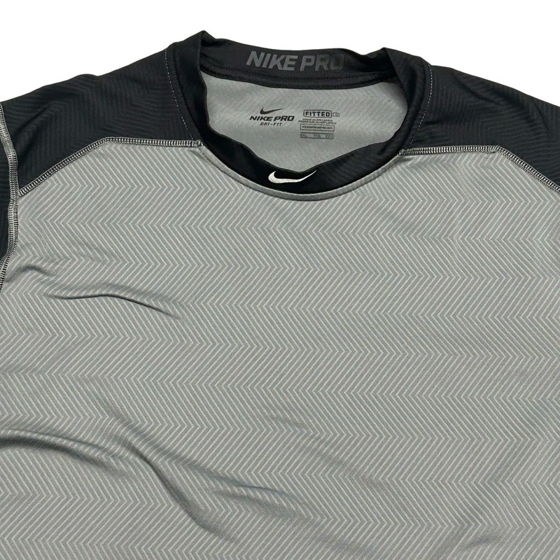 Nike Pro Mens Size XXL Fitted Compression Shirt Gym Running Training Activewear gallery