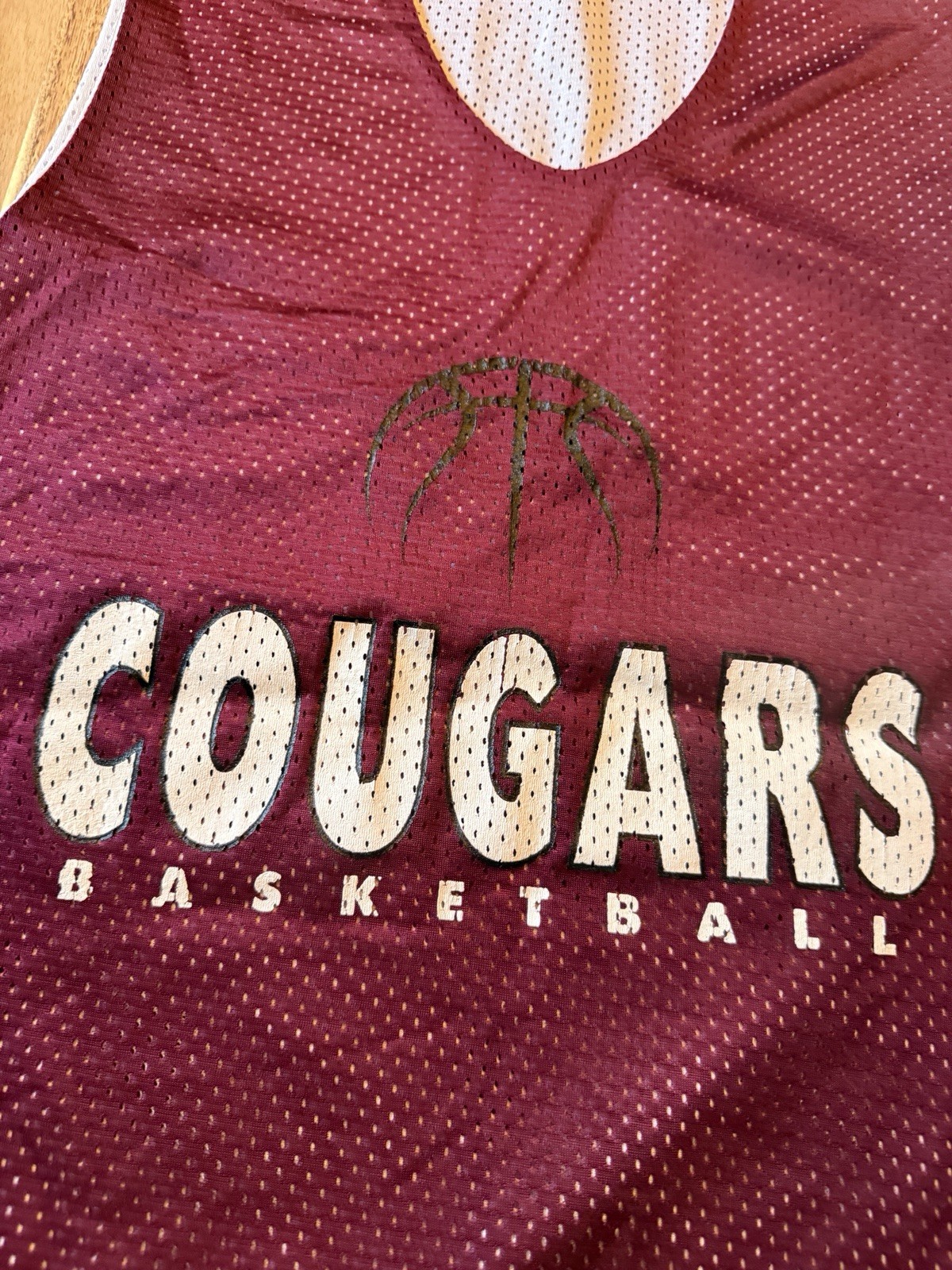Cougars Basketball Maroon White Reversible Practice Jersey Size Medium M gallery