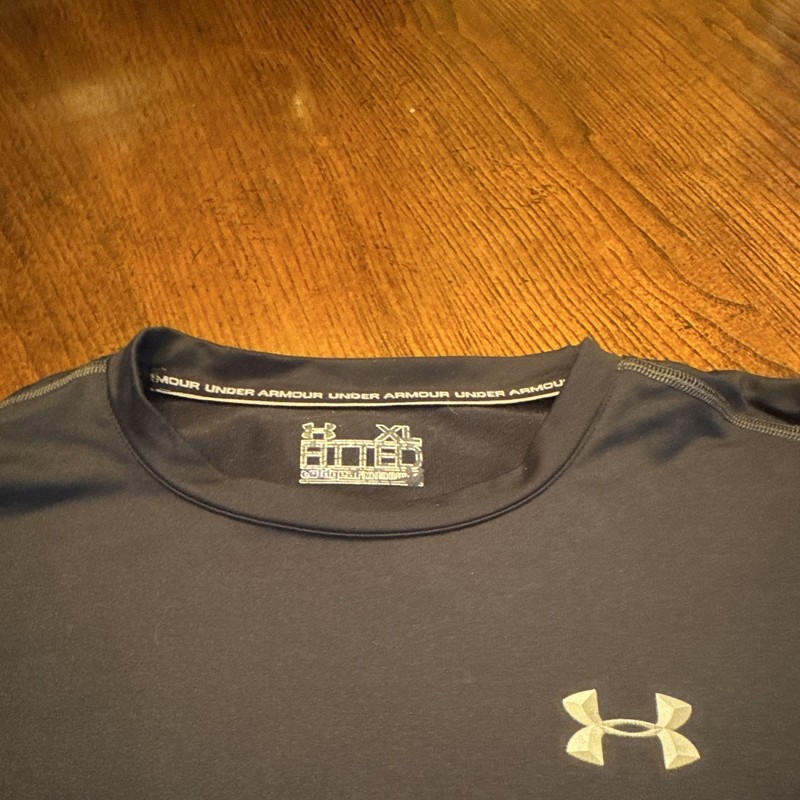 Under Armour ColdGear Men’s XL Blue Loose Long Sleeve Crew Neck Polyester Tee gallery
