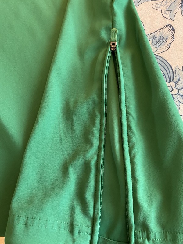 Under Armour Men's XL Green AllSeasonGear 1/4 Zip Mock Neck Loose Pockets gallery