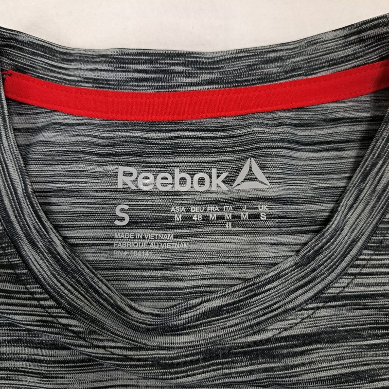 Reebok Gray and Black Stripe Pattern Athletic Performance T Shirt Mens Size S gallery