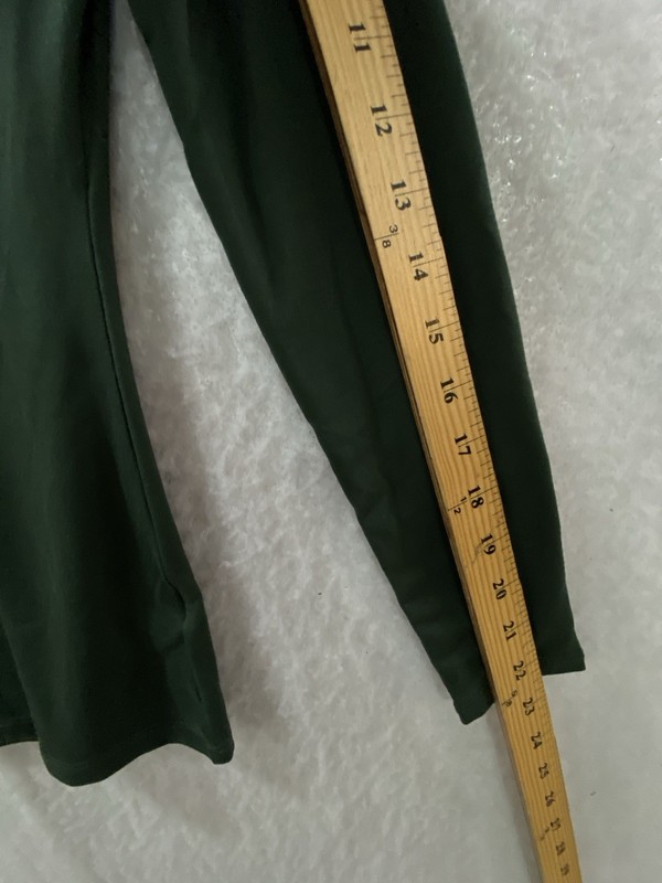 32 Degrees Heat Base Layer Top Lightweight Long Sleeve Womans S Green Round Neck gallery