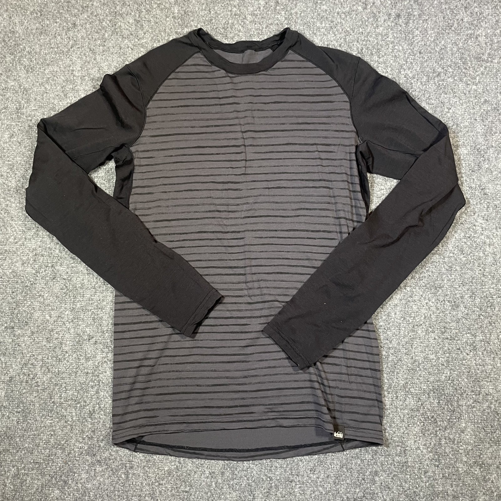 REI Men's Merino Wool Shirt Long Sleeve Base Layer Small Striped Black Grey gallery