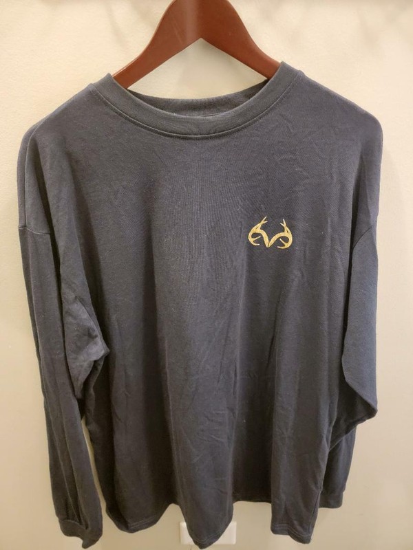 REALTREE BLUE LONG SLEEVE T-SHIRT Red White Blue Patriotic Back SIZE XL New gallery