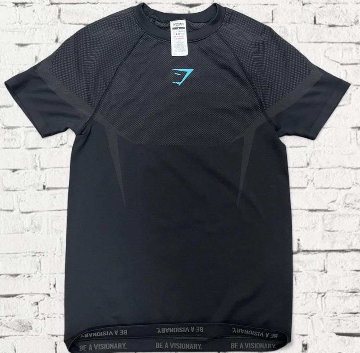 Gymshark Men’s M Black Crew Neck Raglan Short Sleeve Stretch Logo T-Shirt gallery