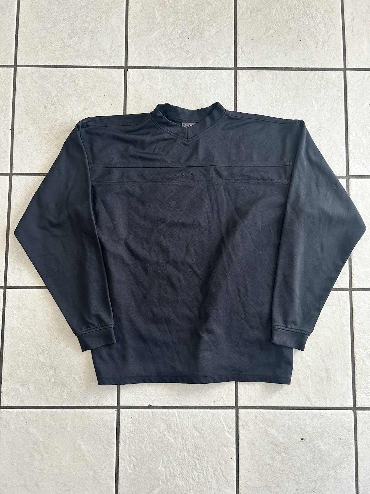 Vintage Oakley Software Center Logo Long Sleeve Thermal Mens Size L Black gallery