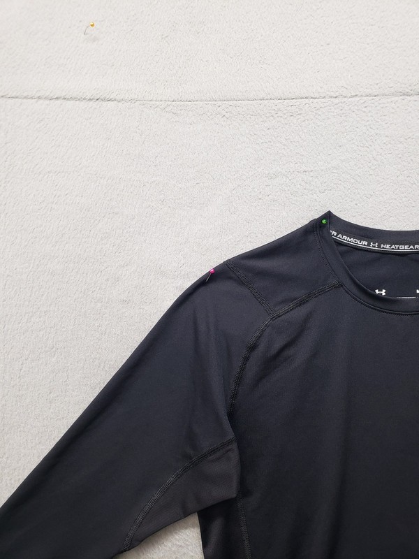 Under Armour Men T Shirt M Black Compression Crew Neck Long Sleeve Activewear gallery
