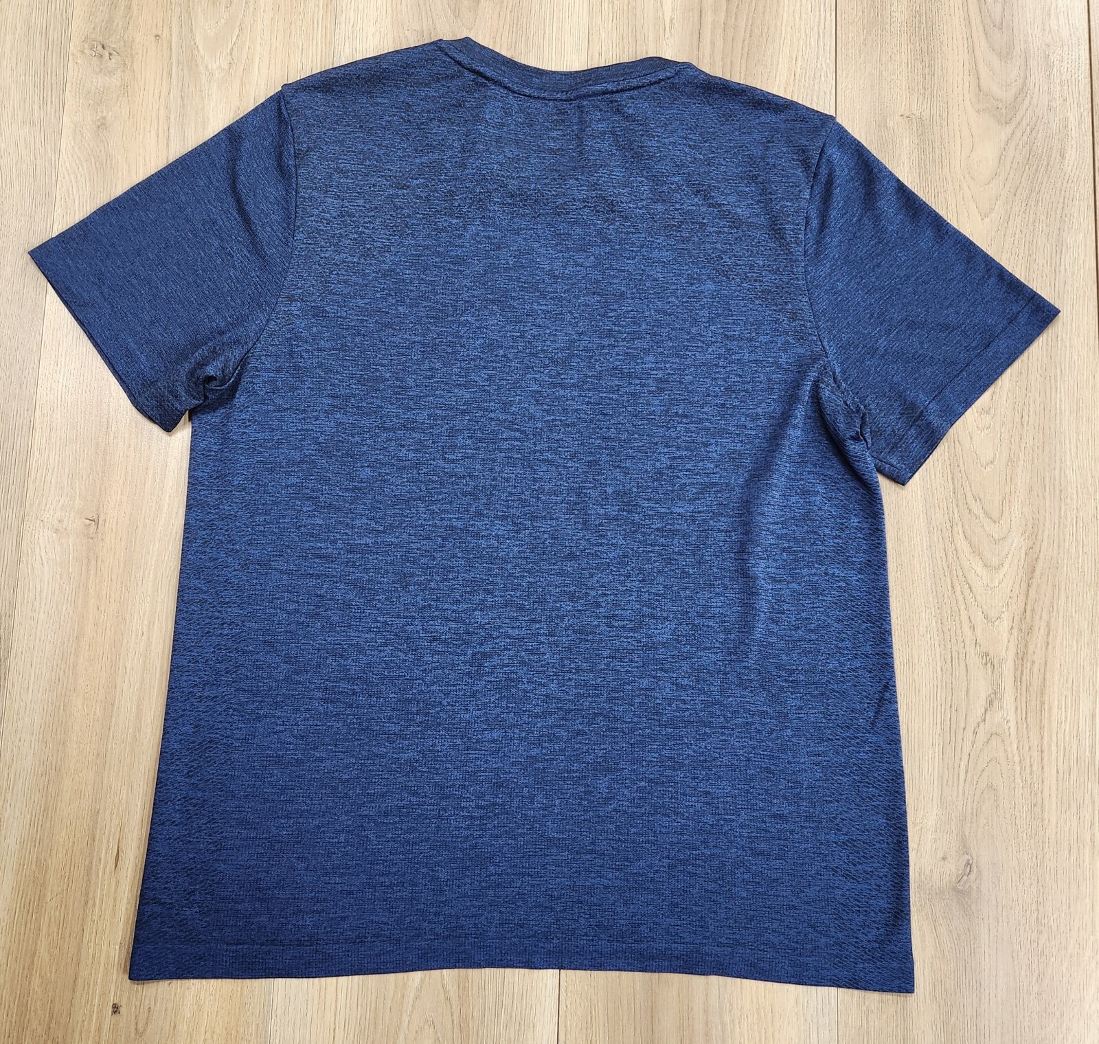 Bol Activewear Shirt Mens Sz Large, Lightweight, Quick Dry, Seamless, Stretch gallery