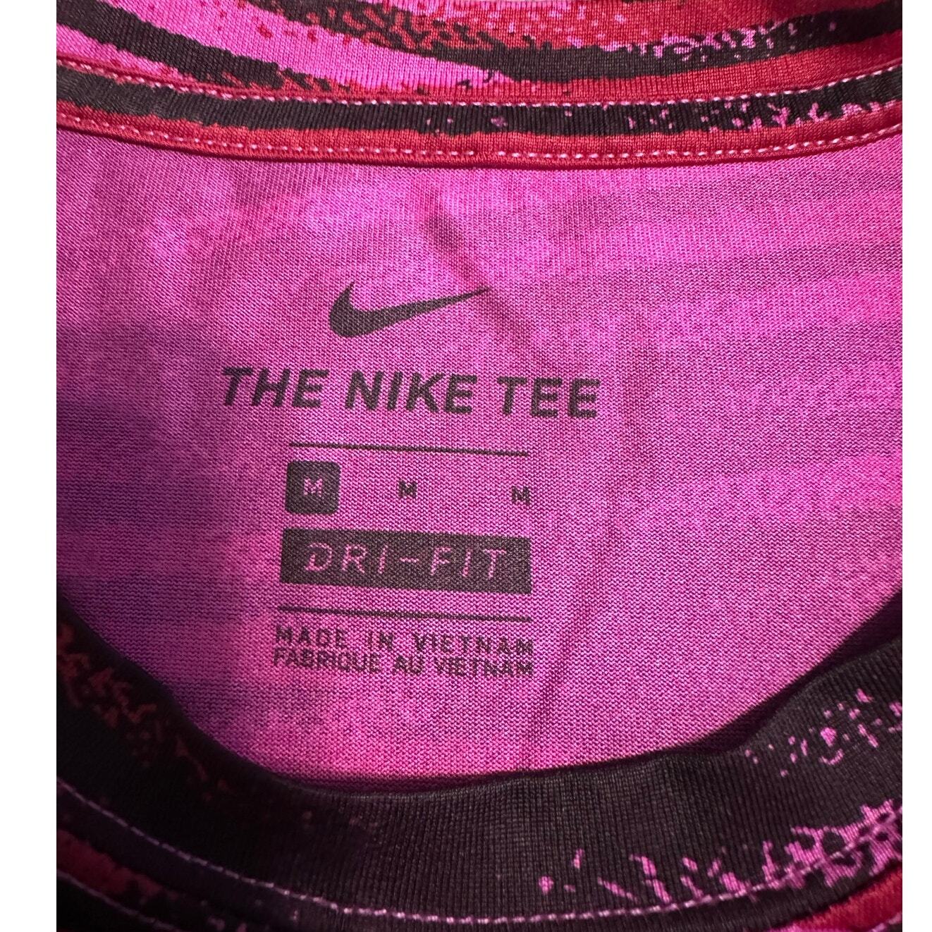Nike Dri Fit Tee Size Medium Pink Purple Athletic Running Activewear T-Shirt gallery