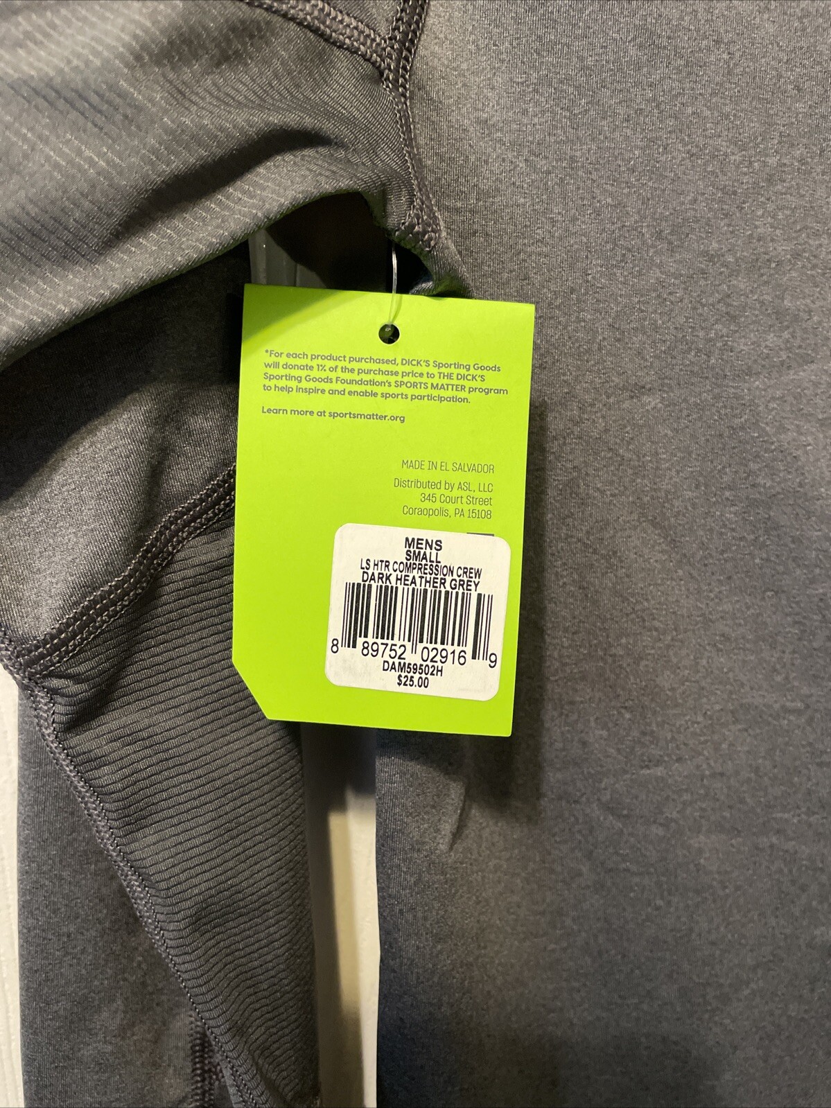 DSG Men’s Compression Shirt Dark Heather Gray Long Sleeve Size Small NWT gallery