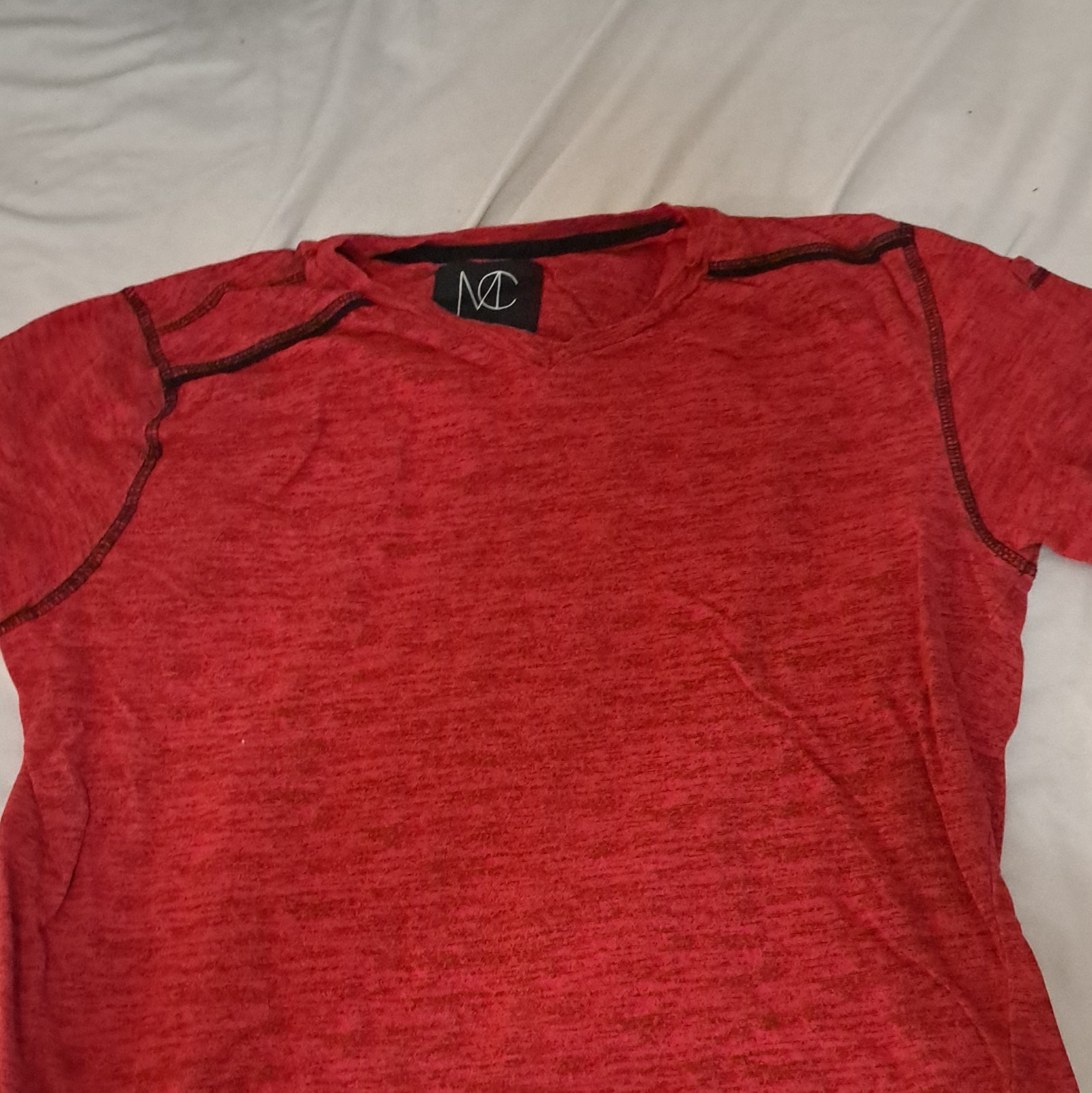 MC Men’s M Short Sleeve Solid Red Breathable Stretch Crew Neck T-Shirt gallery