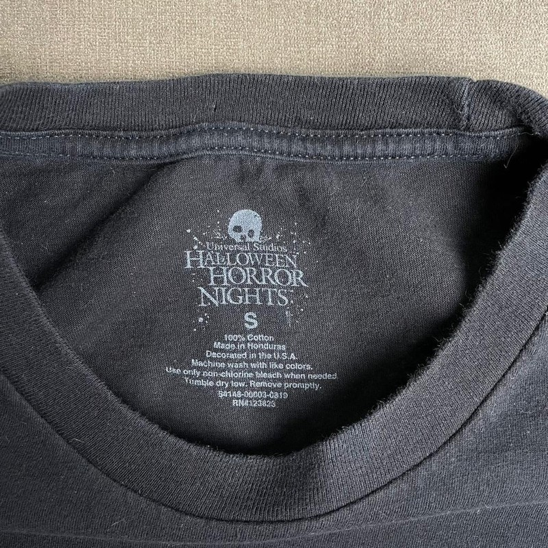 Universal Studios Halloween Horror Night Crew Neck Black SS T-Shirt Men's Sz S gallery