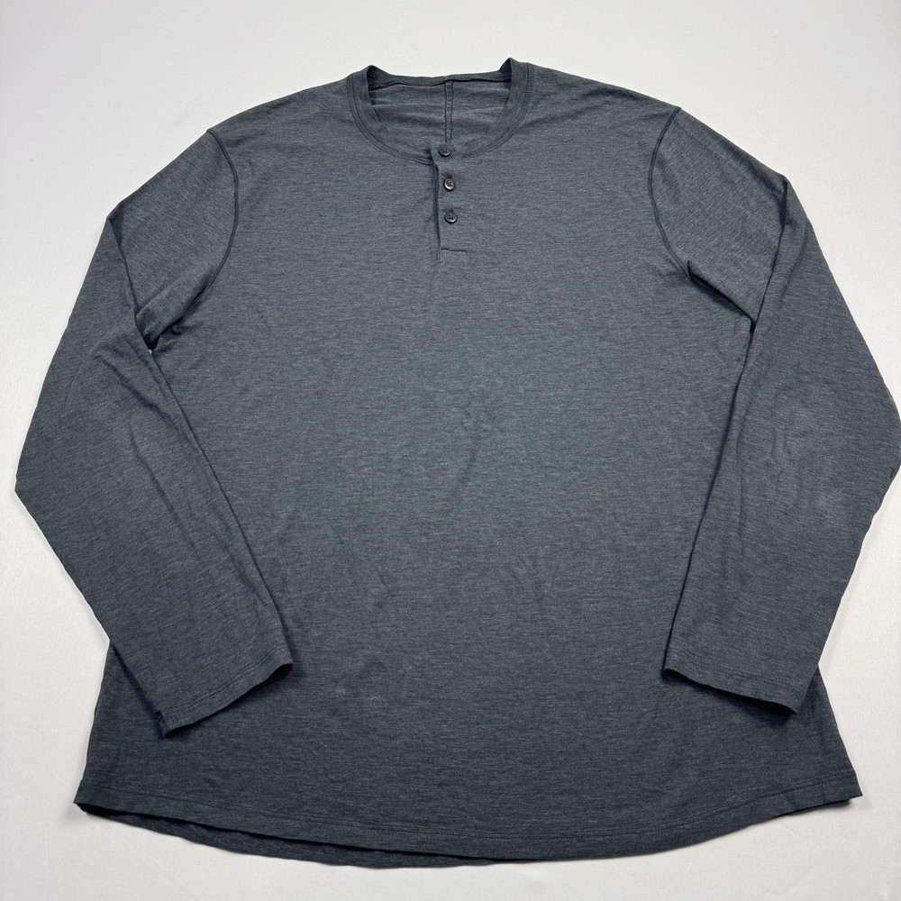 Lululemon Henley Shirt Mens Extra Large Gray Long Sleeve Button Athletic Logo