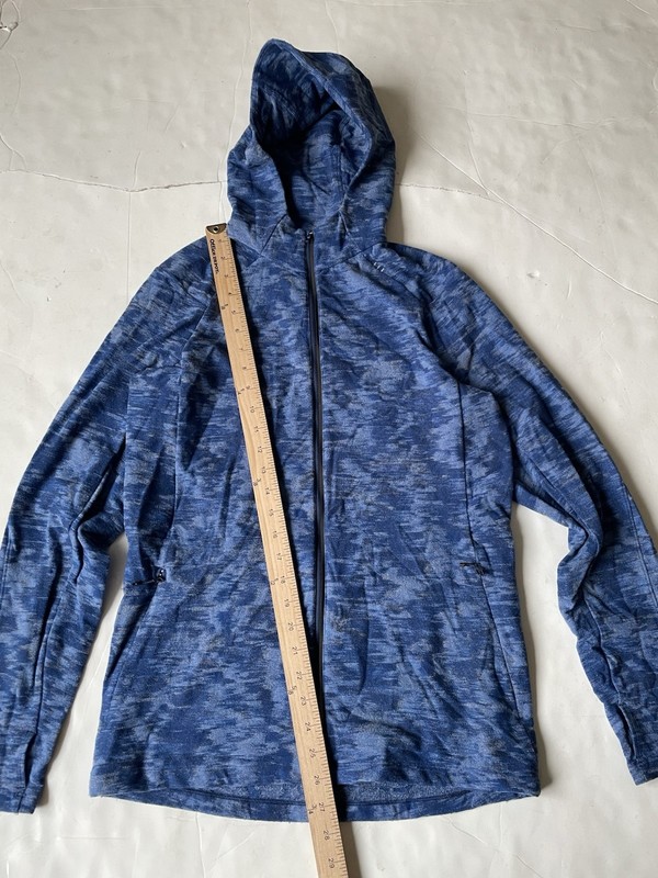 Lululemon Surge Warm Full-Zip Data Rush Mini Jacquard Chambray Blue Size Small gallery