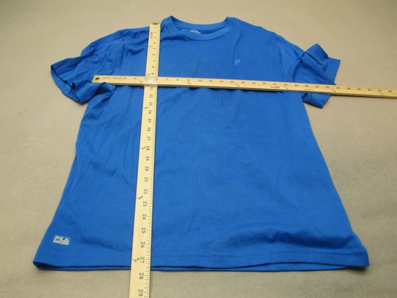 Fila Size L Mens Blue Short Sleeve Crew Neck Activewear Sport Logo TShirt 914 gallery