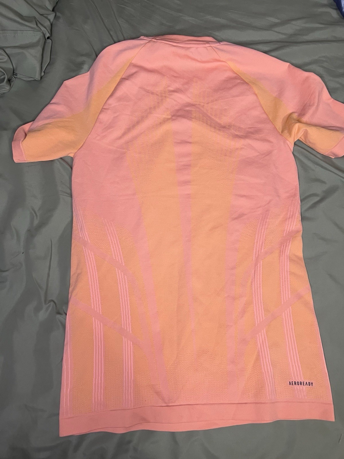 Men’s Adidas Seamless Pro T Size Small New with Tags gallery
