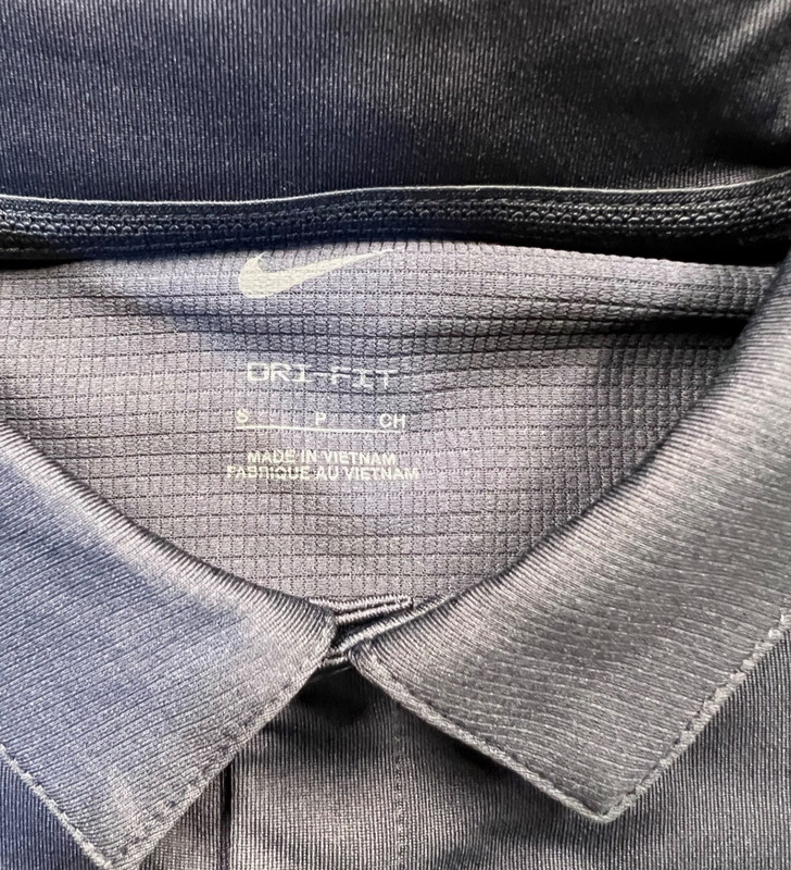 Nike Dri-FIT Polo Shirt – Men’s Size Small – Navy Blue – New With Tags gallery