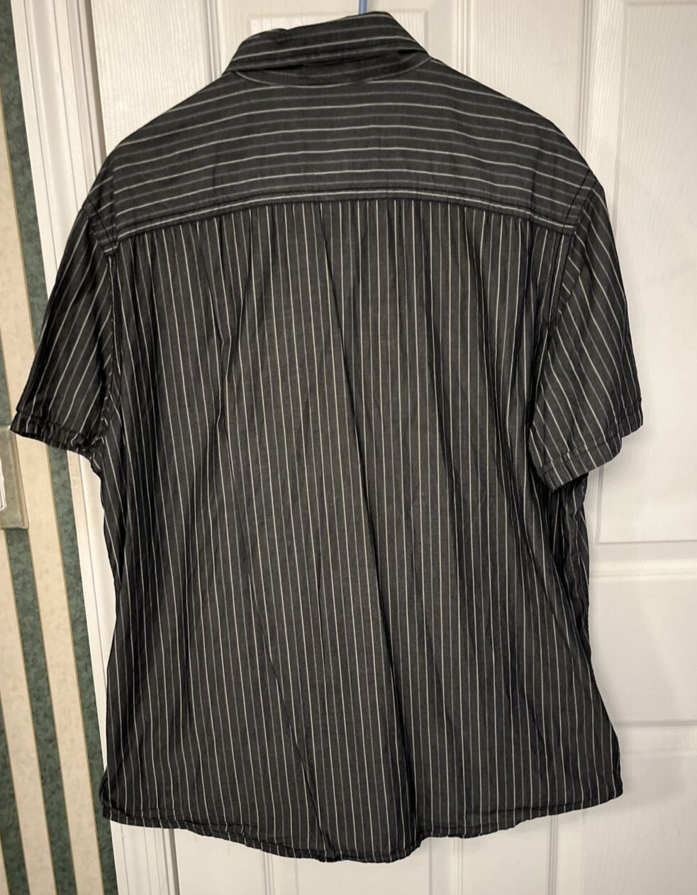 Mossimo Dark Gray W White Stripes Men's Short Sleeve Collared Dress Shirt Sz XL gallery