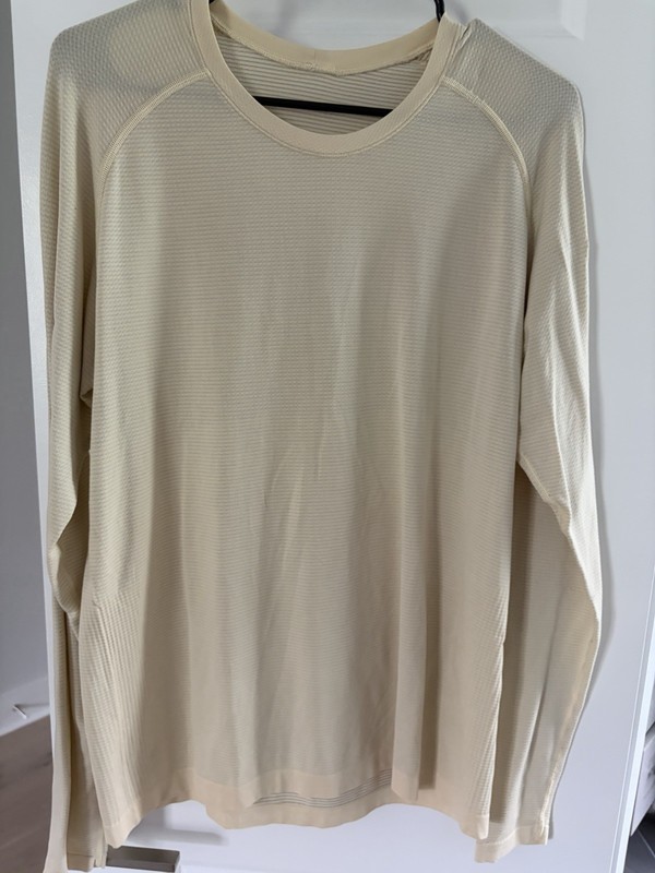Lululemon Men's Metal Vent Tech Long Sleeve. Pale Yellow. L. GUC gallery