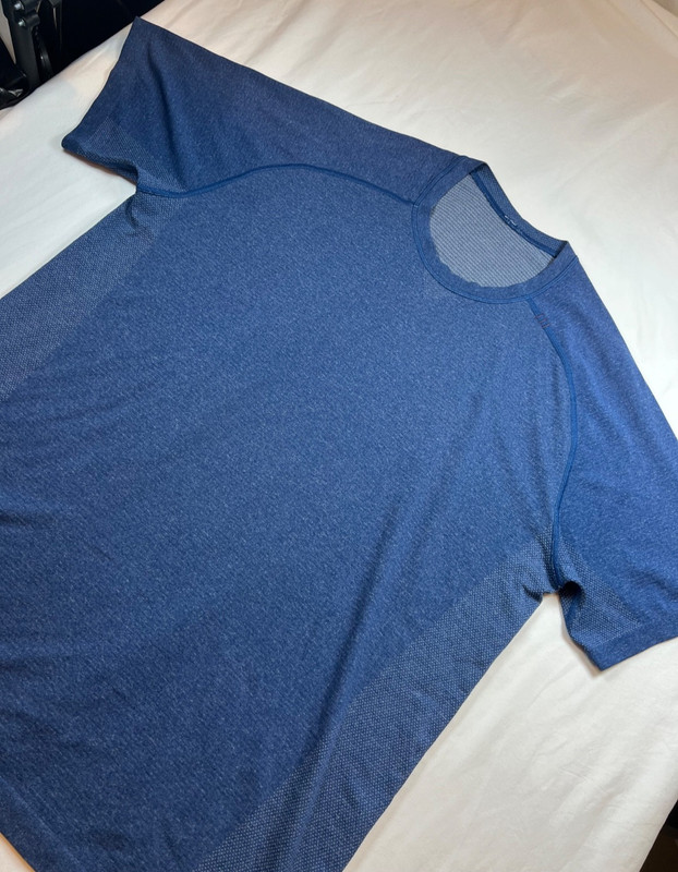 Lululemon Mens XL Metal Vent Tech Short Sleeve Heathered Blue Stretch Sports Gym gallery