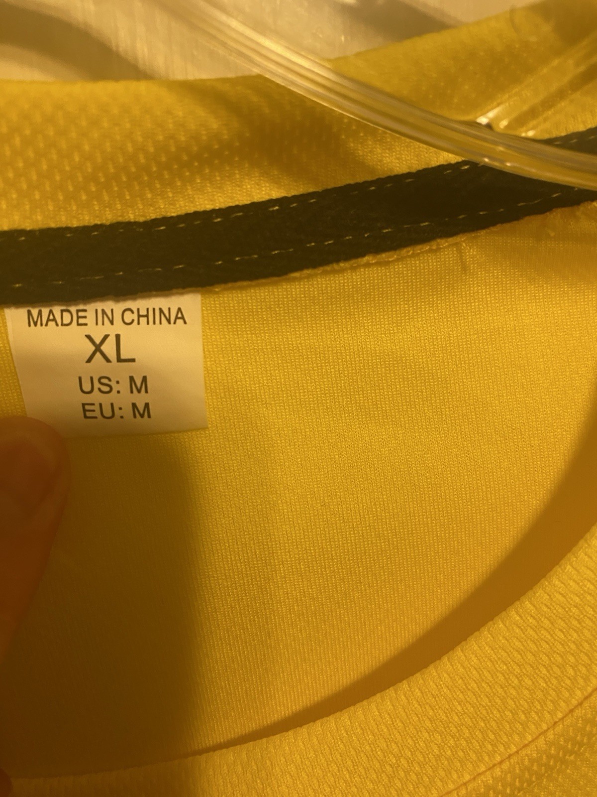 Unbranded Men's Athletic Tank Top size Medium US Yellow polyester NWOT gallery