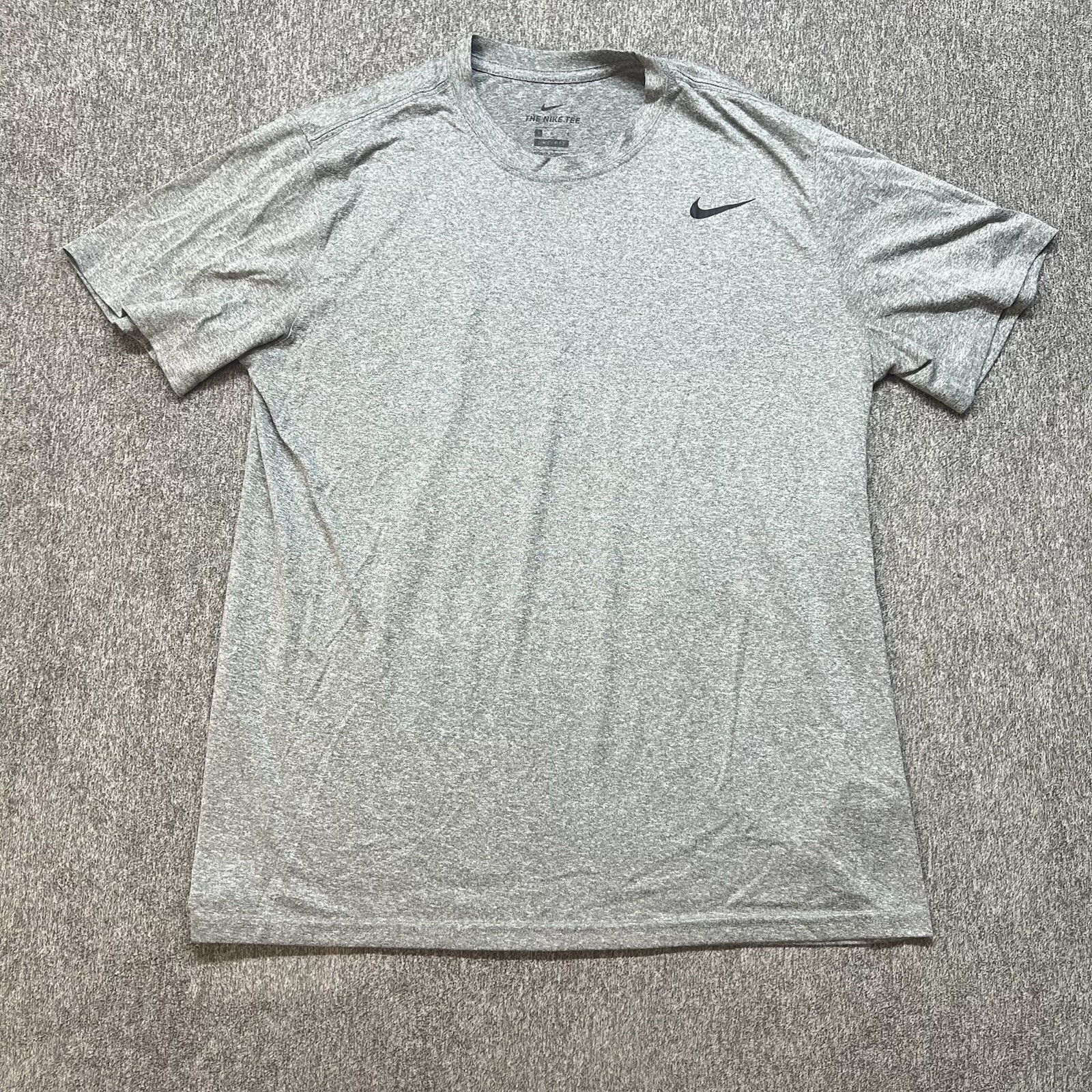 Nike Dri-Fit Legend Tshirt Size Medium Mens Gray Short Sleeve Tee 727982-091 gallery