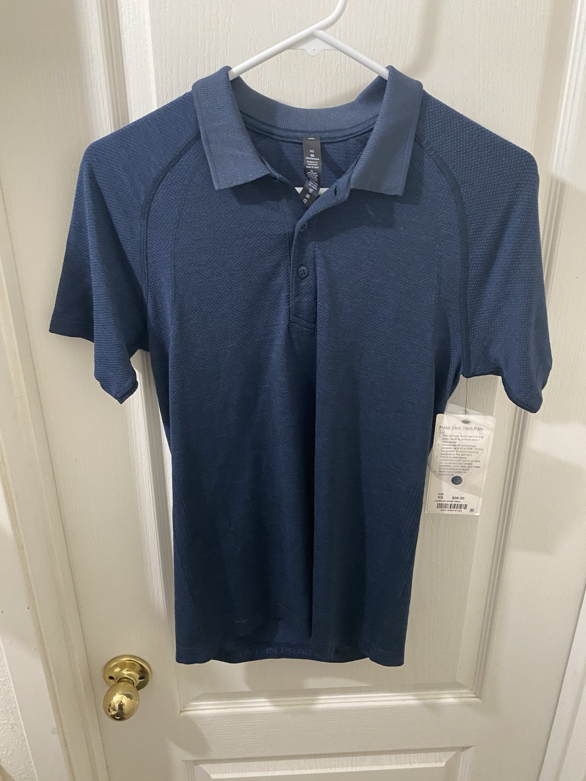 Lululemon Metal Vent Tech Polo 2.0 Size XS Mineral Blue New With Tags gallery