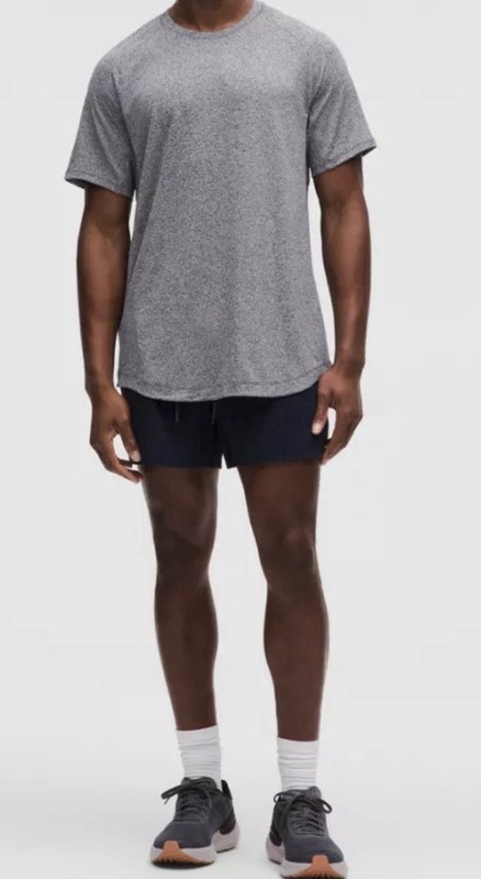 Lululemon License To Train Short Sleeve Heathered Gray Shirt Men’s Small NWT gallery