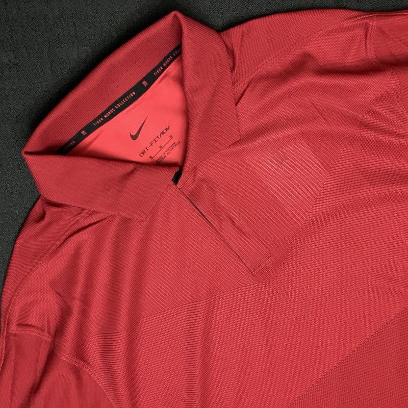 Nike Golf Tiger Woods ADV Panel Polo DA2995 687 Sunday Red Crush Sz M gallery