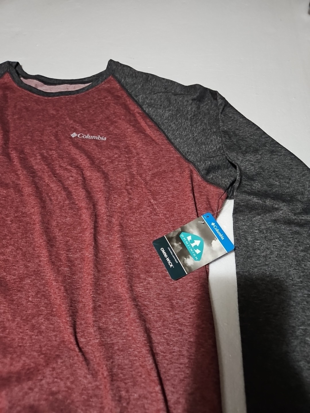 Columbia Men’s Long Sleeve Omni-Wick Performance Shirt, Size XXL Red & Grey gallery