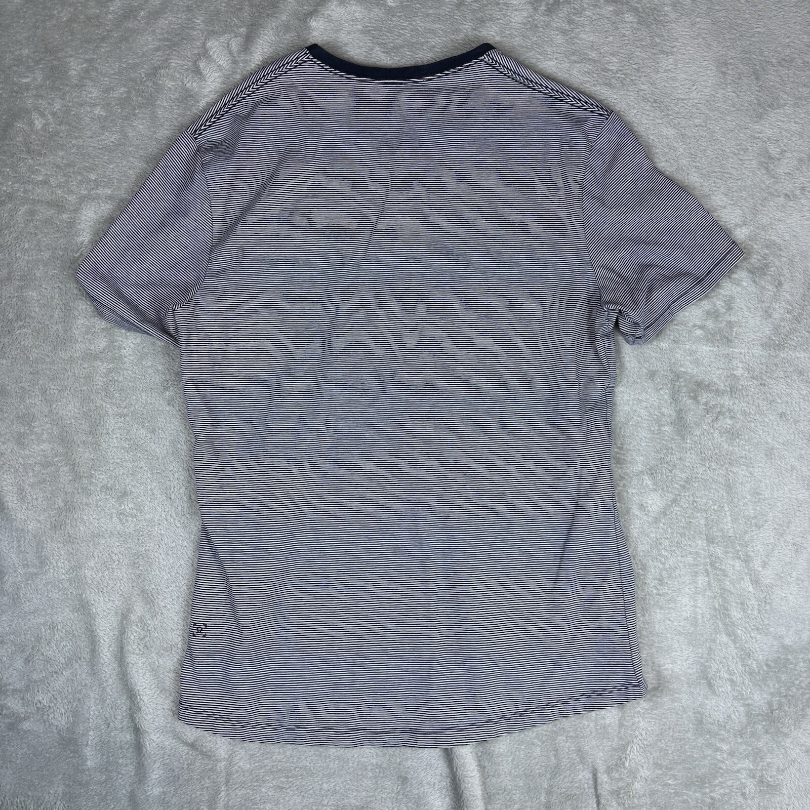 Lululemon Shirt Mens Small Short Sleeve Striped Slim Fit V-Neck Casual Everyday gallery