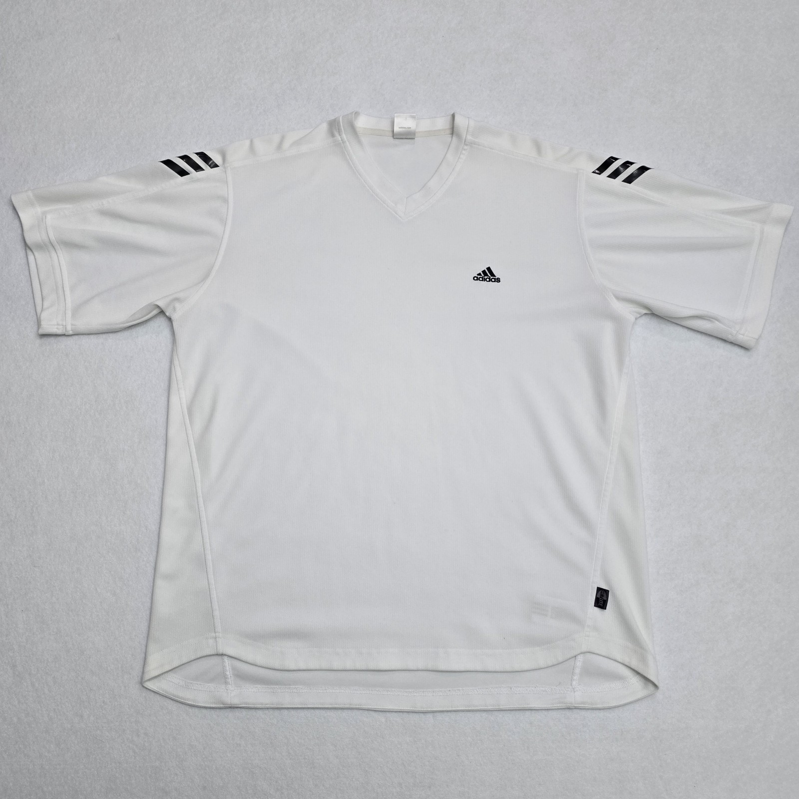 Adidas Short Sleeve Preformance T-Shirt Vneck Activewear White Mens Medium Logo gallery