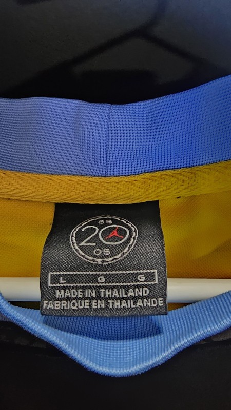Jordan 20th Anniversary Jersey Lot Of 2 Blue & Black And White With Red Size L gallery
