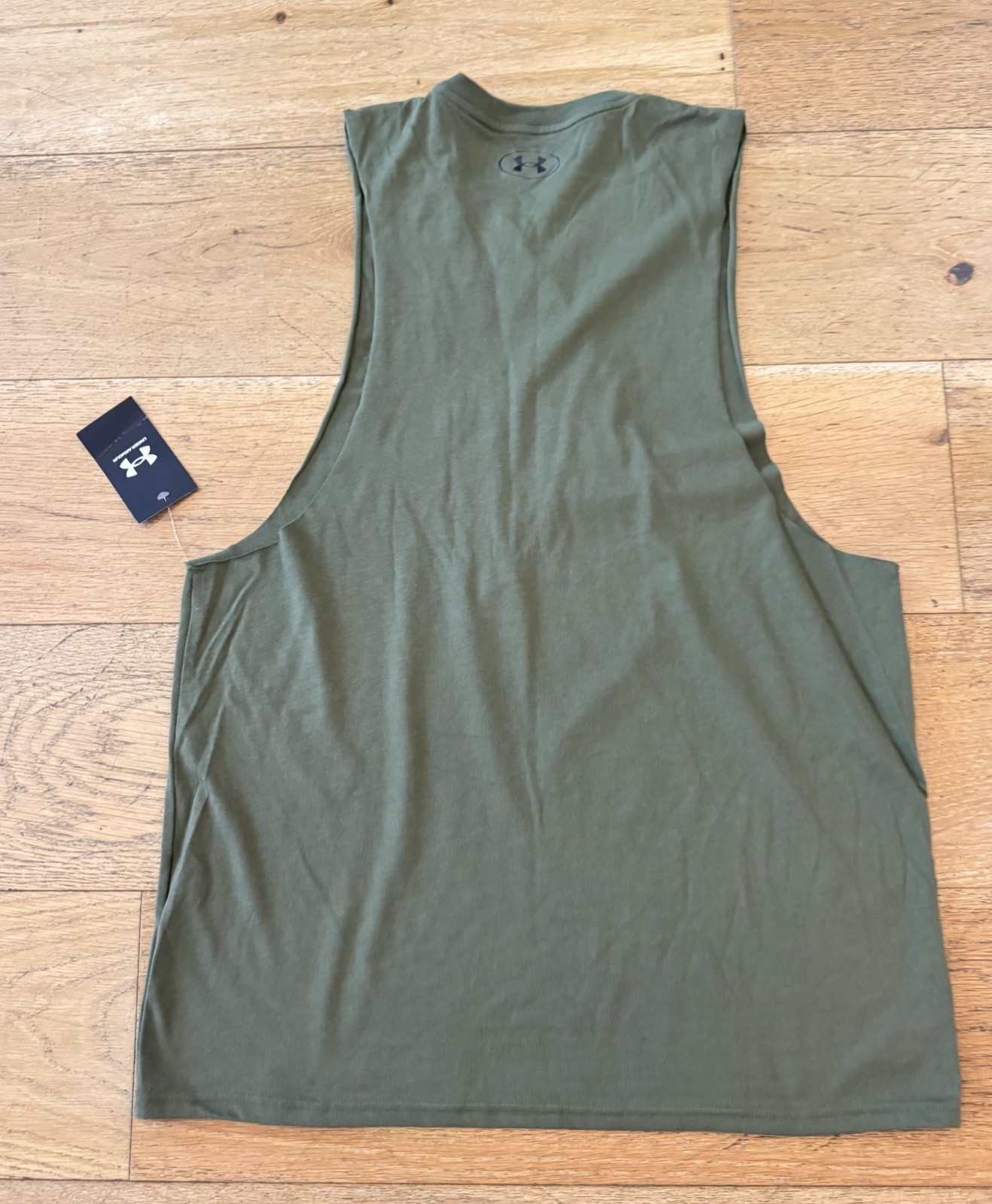 NWT Men’s Size Large Under Armour Embroidered Cutoff Tank Top Shirt 6011120-390 gallery