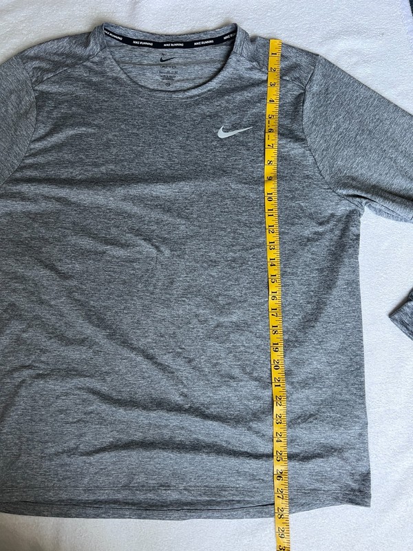 Nike Element Dri-FIT Running Crew Top Smoke Grey DD4754-084 Men's Size XL gallery