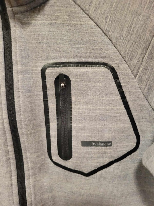 Avalanche Men's Activewear Top Size Small Gray Collar Quarter Zip Pockets gallery