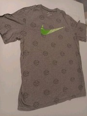 Nike Mens Sz L Sportswear T-Shirt Short Sleeve Graphic Basketballs The Nike Tee
