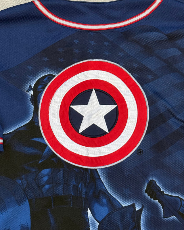 Vintage 2002 Marvel Comics Captain America Baseball Jersey - Size Large gallery