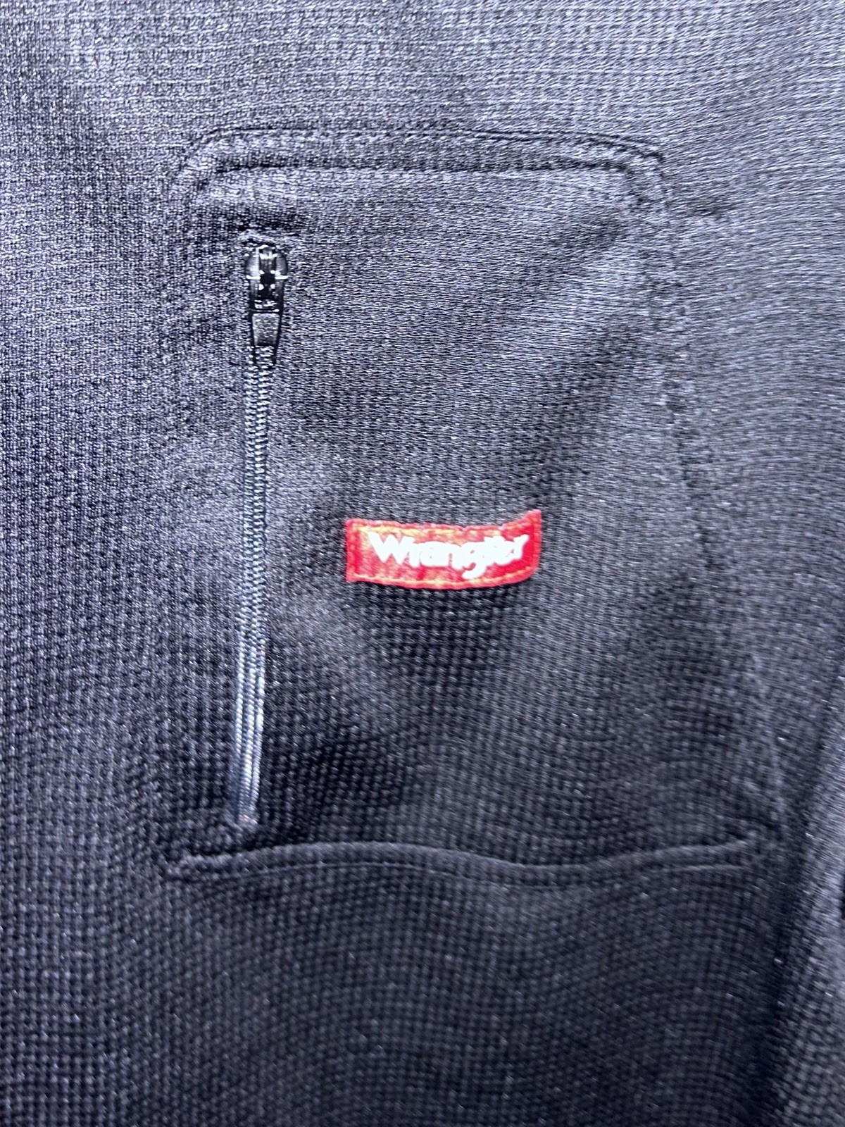 Wrangler Mens Med Crew Neck Pullover Long Sleeve T Shirt Black Zip Pocket 28x19 gallery