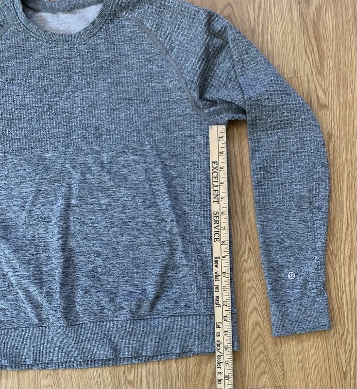 Lululemon Engineered Warmth Crewneck Mens Medium Gray Long Sleeve Wool Blend gallery