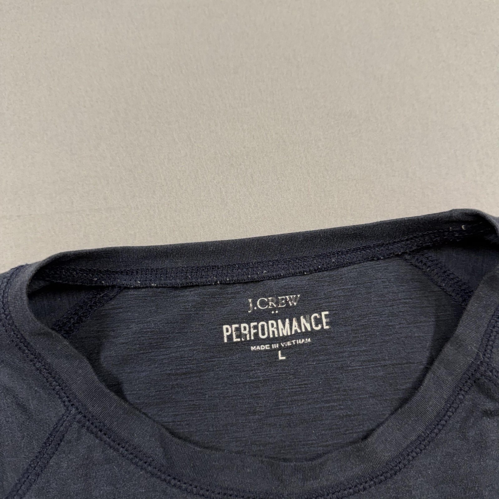 J.Crew Performance Shirt Mens Large Gray Long Sleeve Running Athletic Top gallery