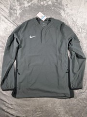 NWT Nike Long Sleeve Baseball Wind Shirt Mens Small Henley Gray w/ Zip Pockets