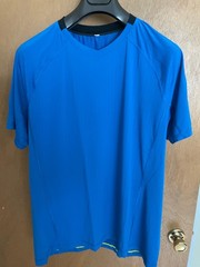 Lululemon Focus V Men’s Short Sleeve Shirt – Lakeside Blue/Black XL