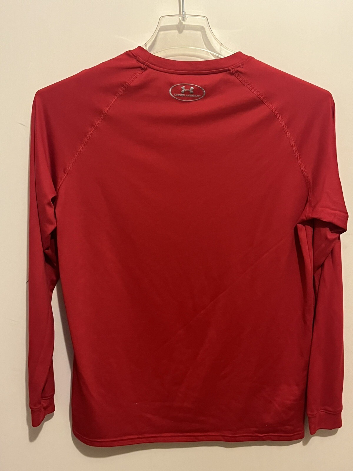 Red Under Armour Small S Loose Long Sleeve T Shirt Men’s Pull Over gallery