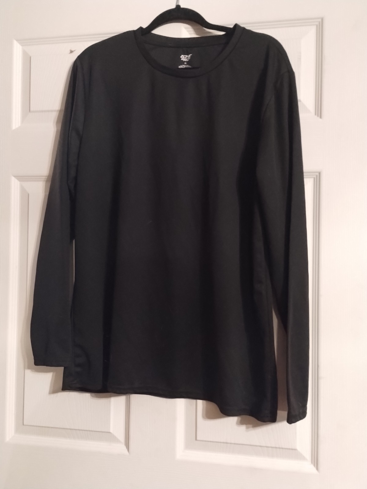 Zone Pro Sport Men's Long-Sleeve Crew-Neck Athletic Top - Black Size XL gallery